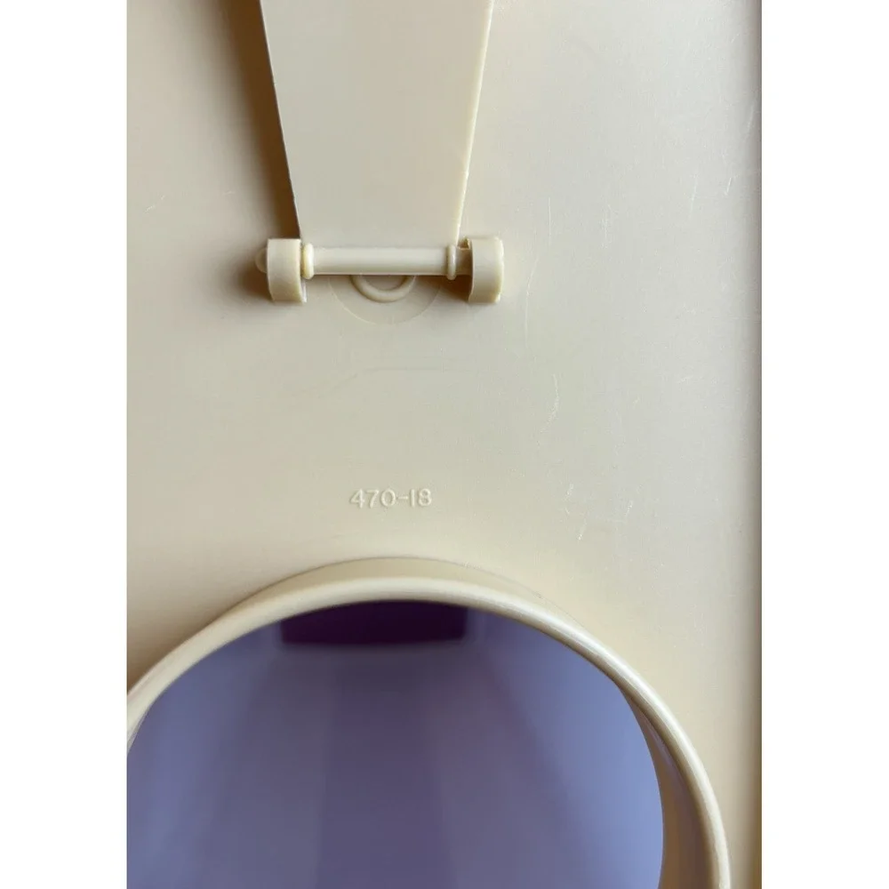 Tupperware vtg cereal